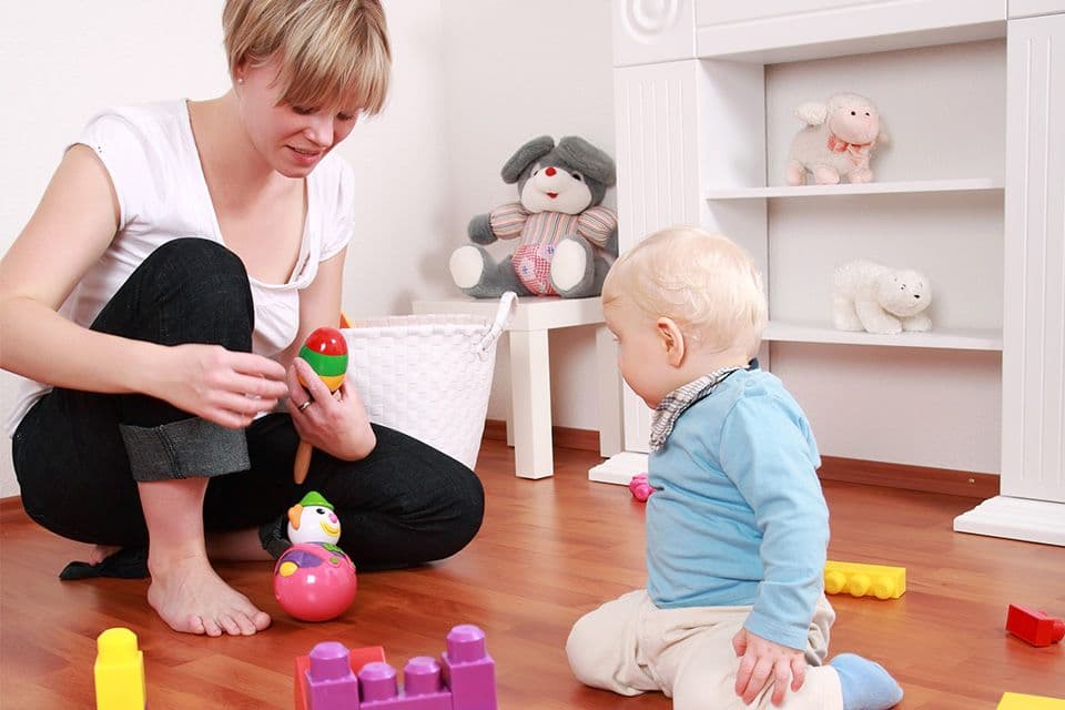 Steuern: Zuverdienstgrenzen beim Kinderbetreuungsgeld in 2026