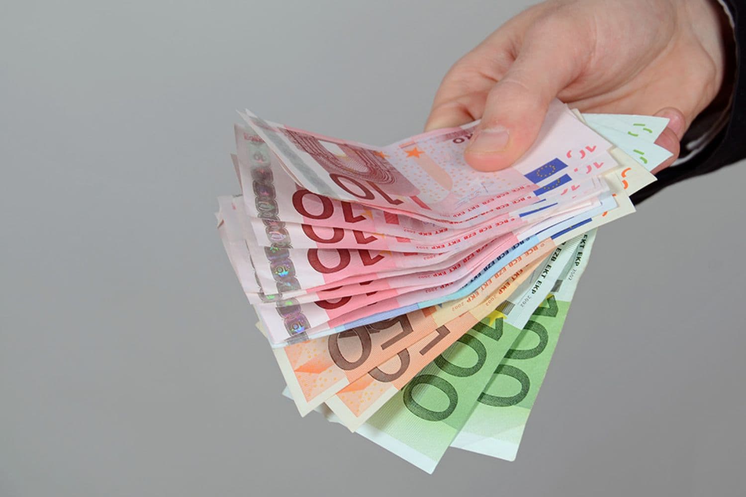 Wie können Mitarbeiter steuerfrei am Unternehmensergebnis beteiligt werden?